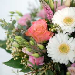 Blumenstrauß 'Große Freude' von Blumen Weimar in Neu-Ulm