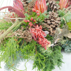 Grabgesteck 'Elderburg' von Blumen Weimar in Neu-Ulm